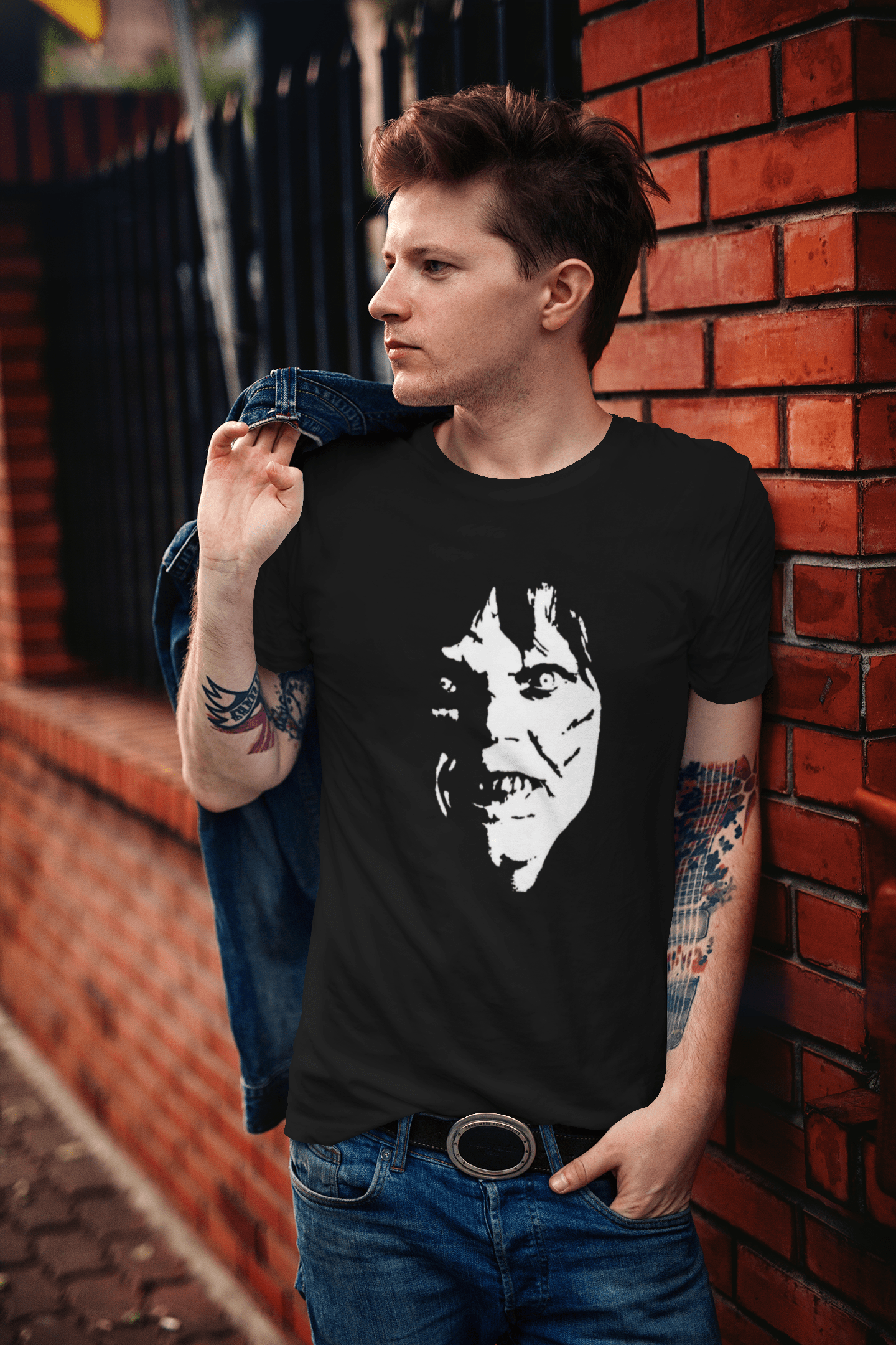 The Exorcist T Shirt Linda Blair 70's Cult Classic Movie / Halloween / Scary T-Shirts Rockvieetees